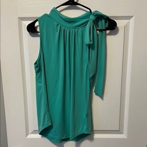Liz Claiborne Green Asymmetrical Sleeveless Blouse